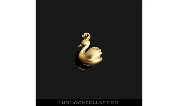 Cygne charm en mat plaqué Or