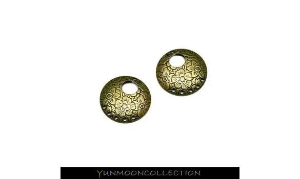 2x Métal bronze gravé de fleurs