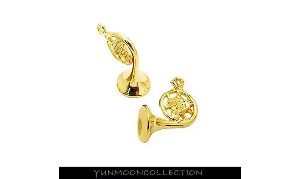 Miniature trompette breloque plaqué Or