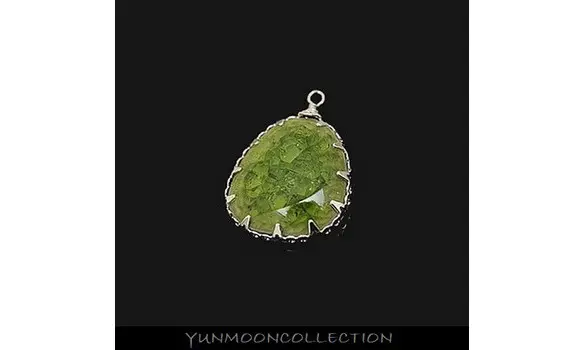 Céramique verte encadrée plaqué OR