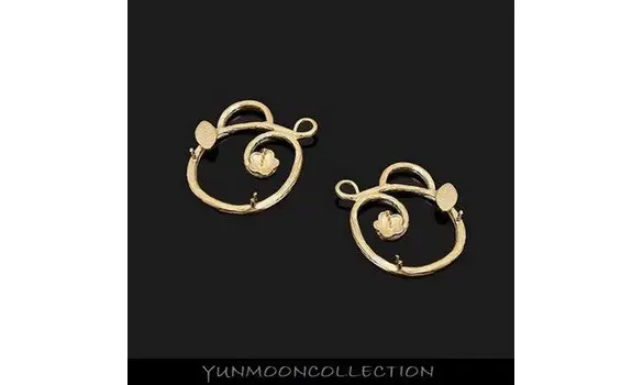 Pendentifs en forme de fleur de vigne