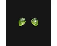 2x péridote briolette sculpté en feuille