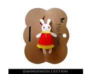 Barrette lapin fillette en jupe rouge