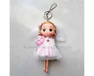 Poupée Barbie en robe de mariée