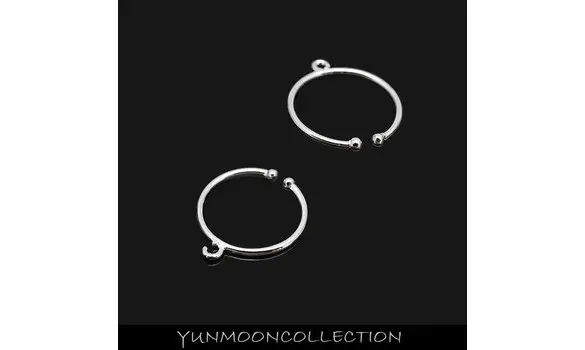 Support bague en un anneau plaqué argent